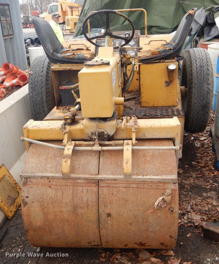 image for item DF3011 Shovel Supply 46 double drum roller