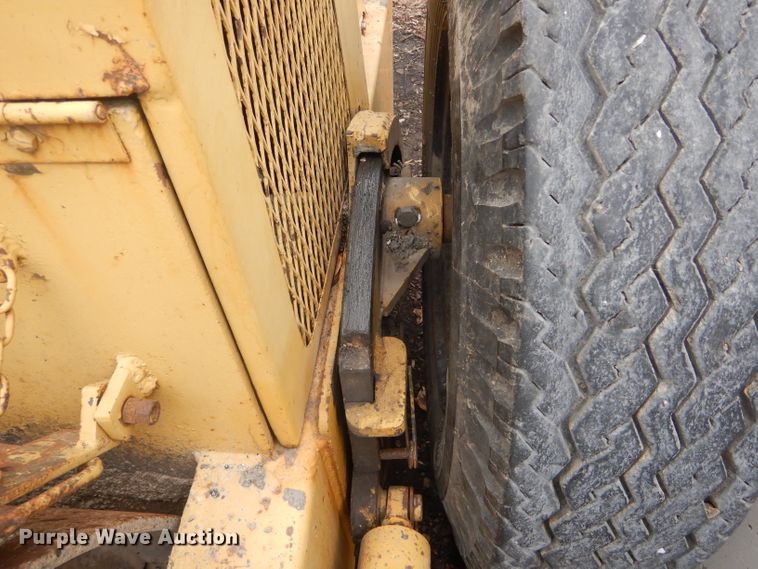 image for item DF3011 Shovel Supply 46 double drum roller