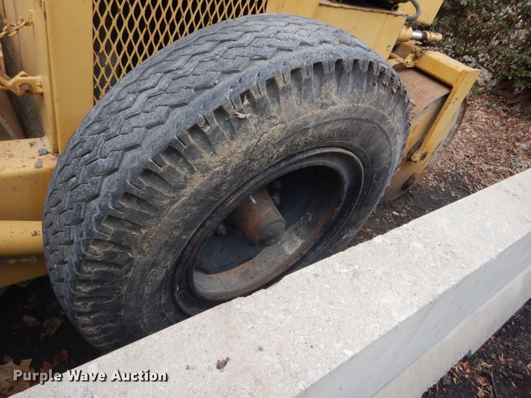 image for item DF3011 Shovel Supply 46 double drum roller