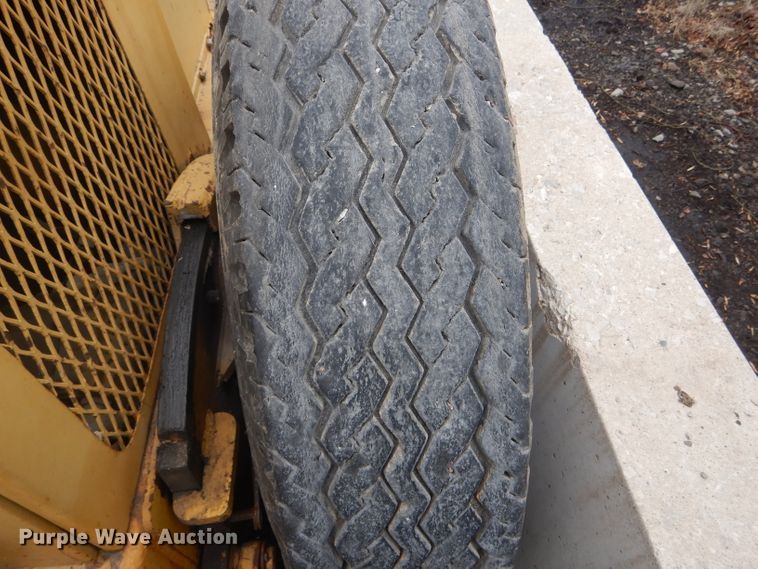 image for item DF3011 Shovel Supply 46 double drum roller