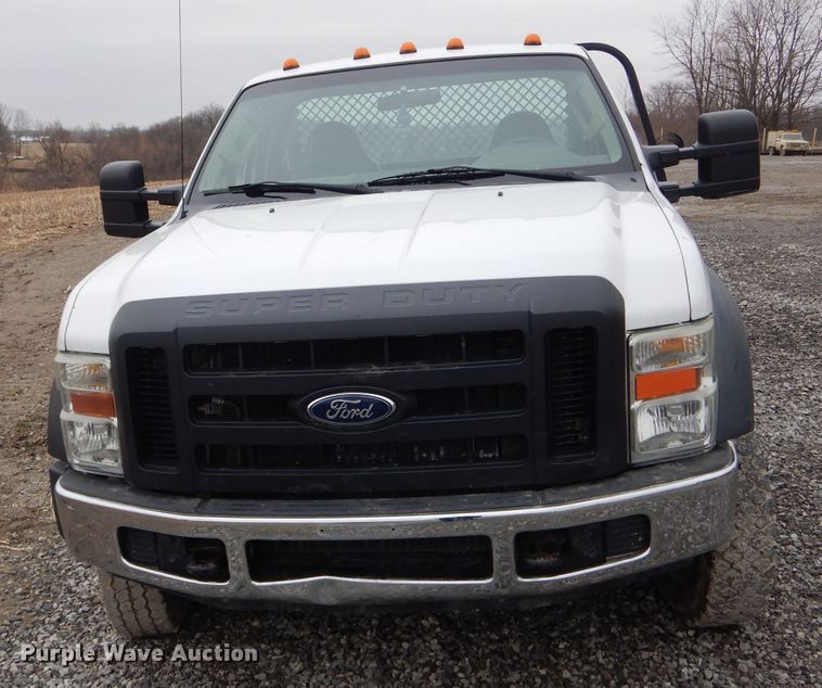 image for item DF3023 2008 Ford F450 Super Duty flatbed truck
