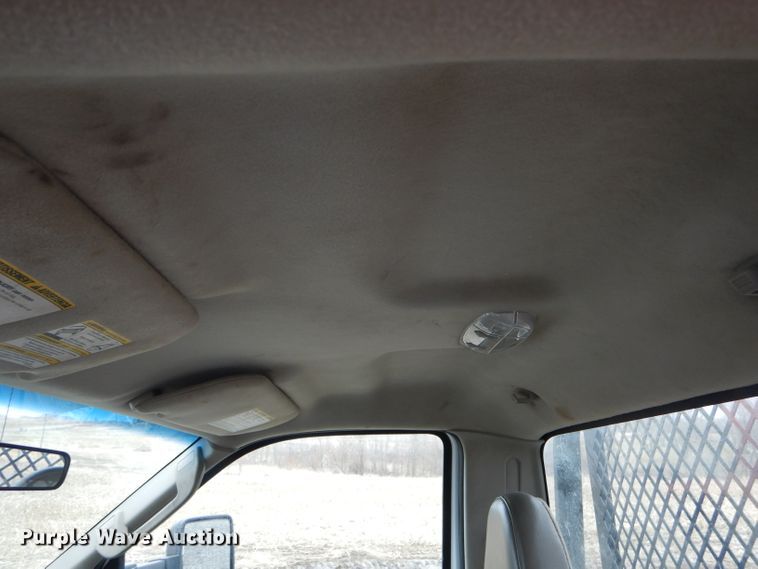 image for item DF3023 2008 Ford F450 Super Duty flatbed truck