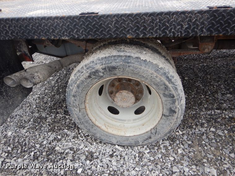 image for item DF3023 2008 Ford F450 Super Duty flatbed truck