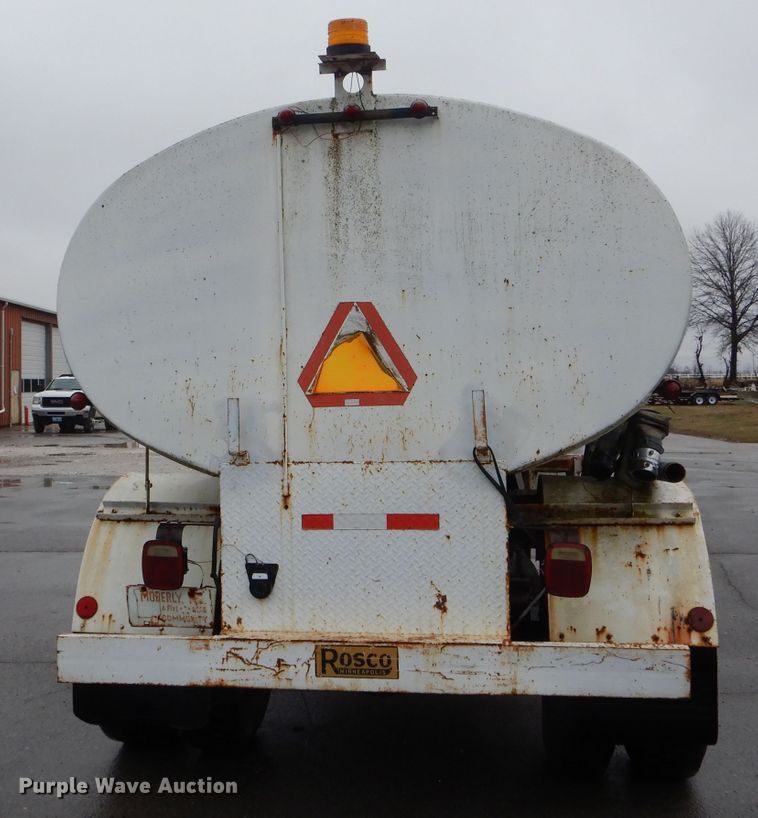 image for item DF3025 1975 Chevrolet C65 water truck