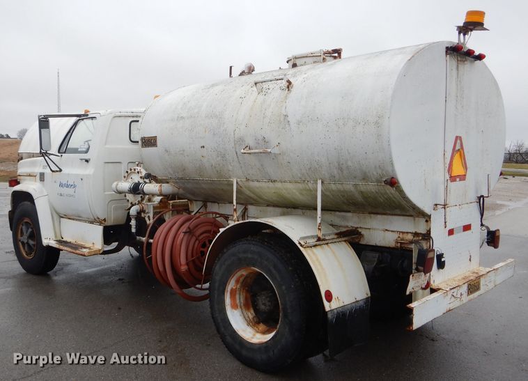 image for item DF3025 1975 Chevrolet C65 water truck