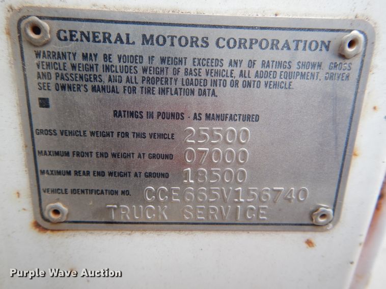 image for item DF3025 1975 Chevrolet C65 water truck