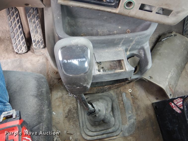 image for item DF3034 2002 Sterling AT9500 semi truck