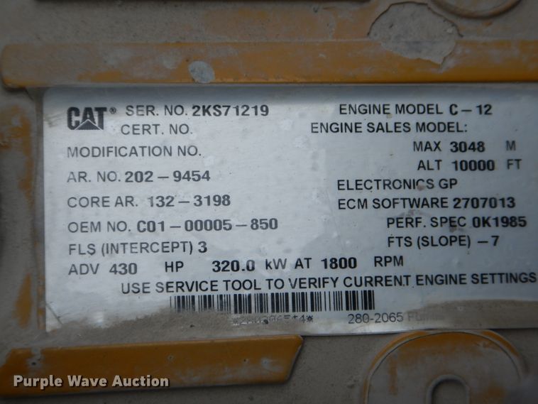 image for item DF3034 2002 Sterling AT9500 semi truck