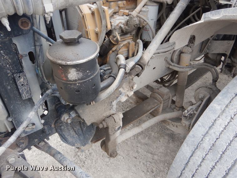 image for item DF3034 2002 Sterling AT9500 semi truck