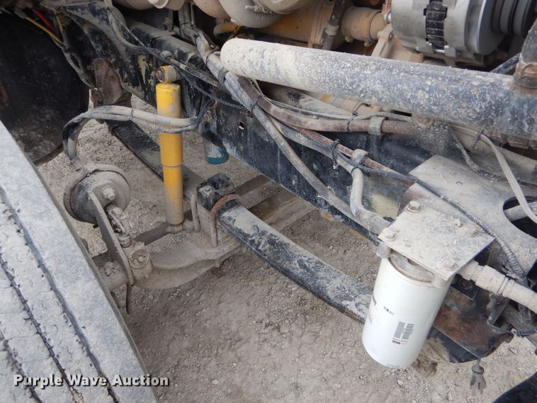 image for item DF3034 2002 Sterling AT9500 semi truck