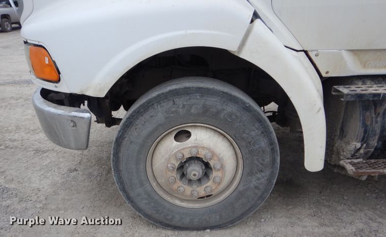 image for item DF3034 2002 Sterling AT9500 semi truck