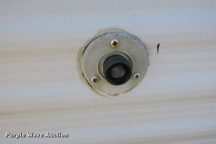 image for item DF5095 2005 Sunray Smokey camper