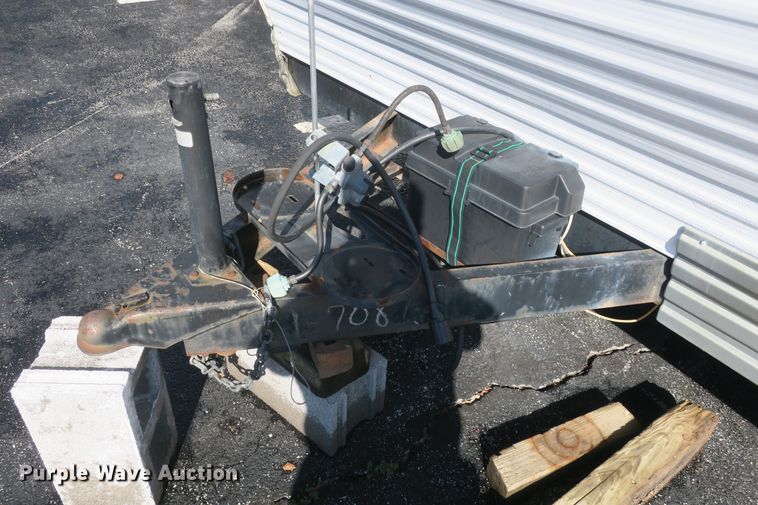 image for item DF5095 2005 Sunray Smokey camper