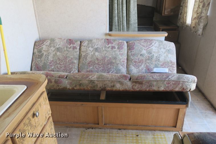 image for item DF5095 2005 Sunray Smokey camper