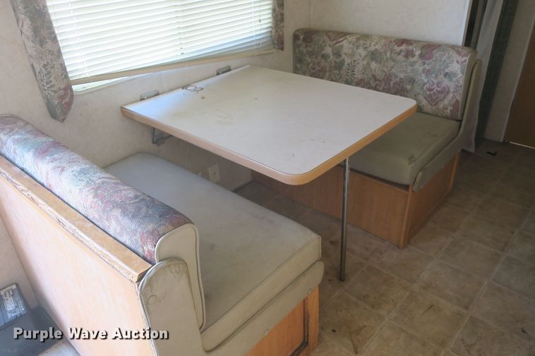 image for item DF5095 2005 Sunray Smokey camper