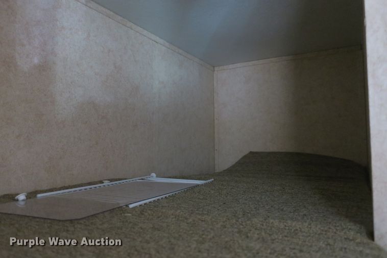 image for item DF5095 2005 Sunray Smokey camper