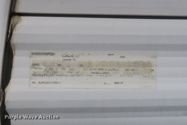 image for item DF5095 2005 Sunray Smokey camper