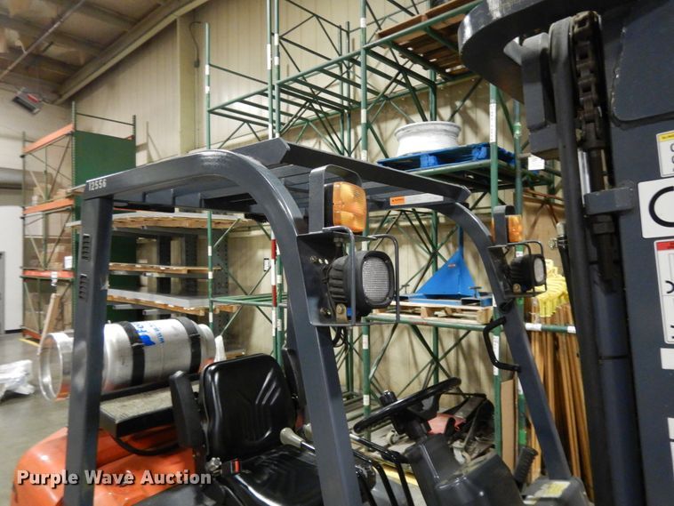 image for item DF6004 Heli CPYD30-TY forklift