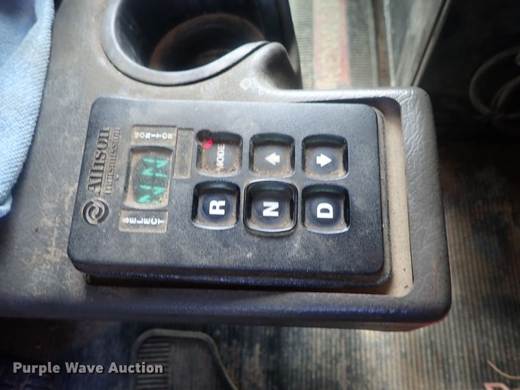 image for item DG3037 2010 Kenworth T400 dump truck