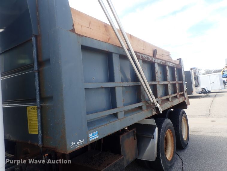 image for item DG3037 2010 Kenworth T400 dump truck