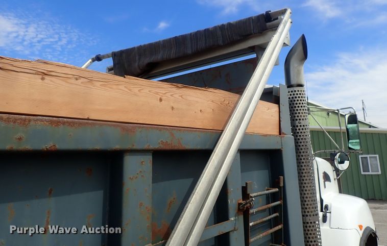 image for item DG3037 2010 Kenworth T400 dump truck