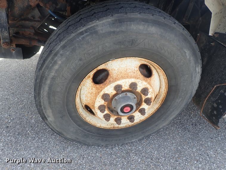 image for item DG3037 2010 Kenworth T400 dump truck