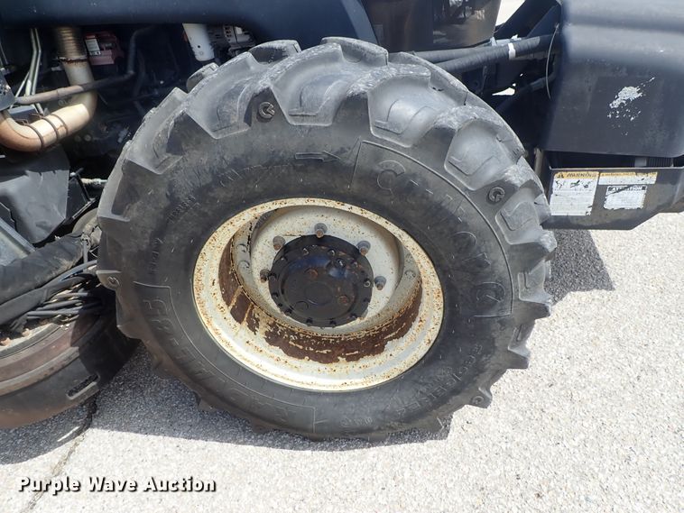 image for item DG3040 New Holland T6030 MFWD tractor