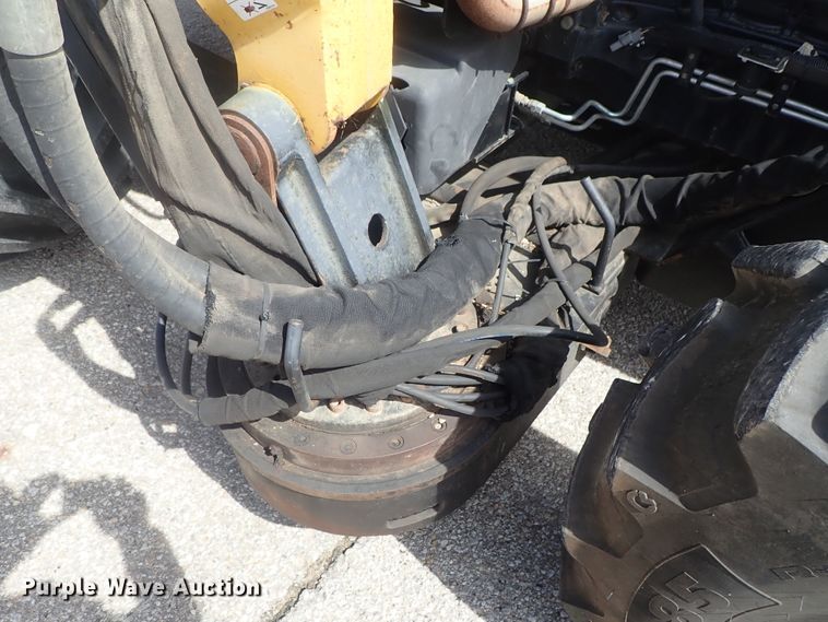 image for item DG3040 New Holland T6030 MFWD tractor