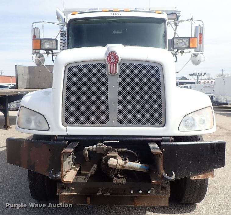 image for item DG3042 2010 Kenworth T400 dump truck