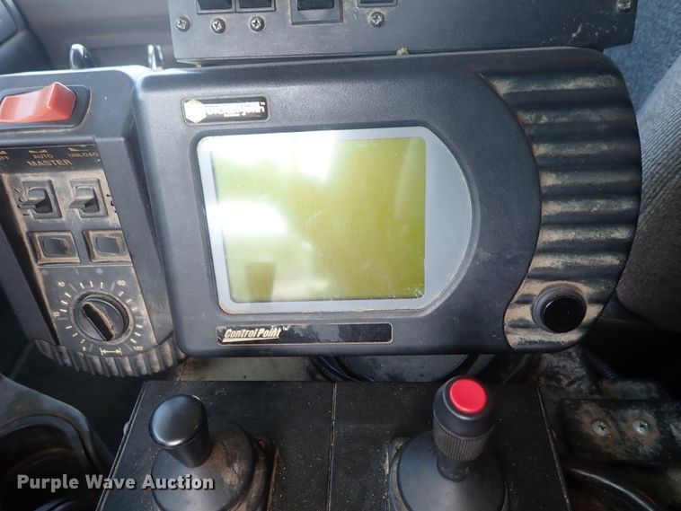 image for item DG3042 2010 Kenworth T400 dump truck