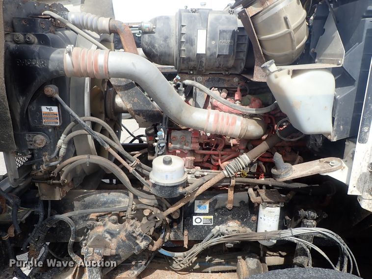 image for item DG3042 2010 Kenworth T400 dump truck