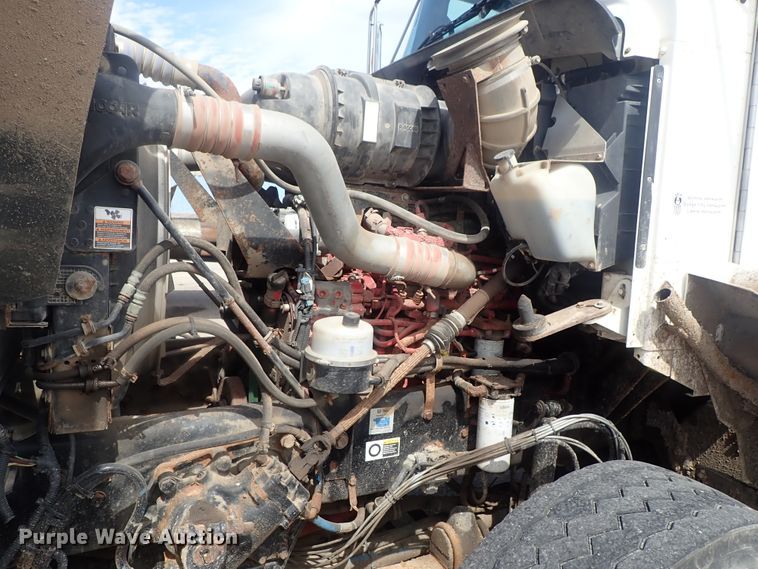 image for item DG3042 2010 Kenworth T400 dump truck