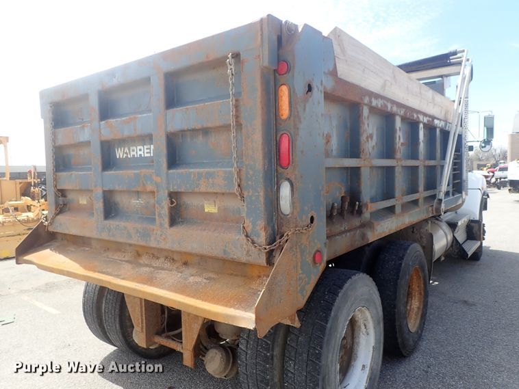 image for item DG3042 2010 Kenworth T400 dump truck