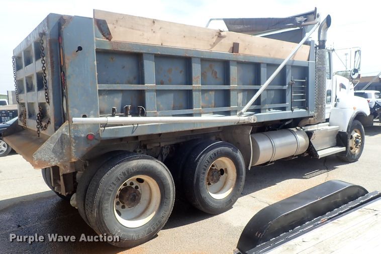 image for item DG3043 2010 Kenworth T400 dump truck