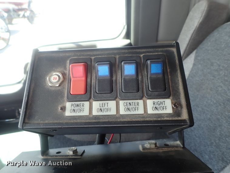 image for item DG3043 2010 Kenworth T400 dump truck