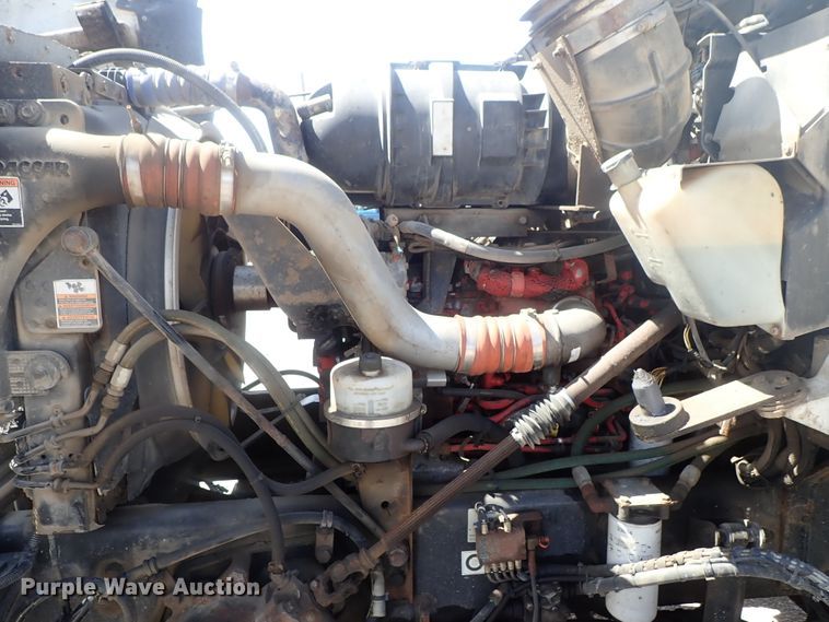 image for item DG3043 2010 Kenworth T400 dump truck