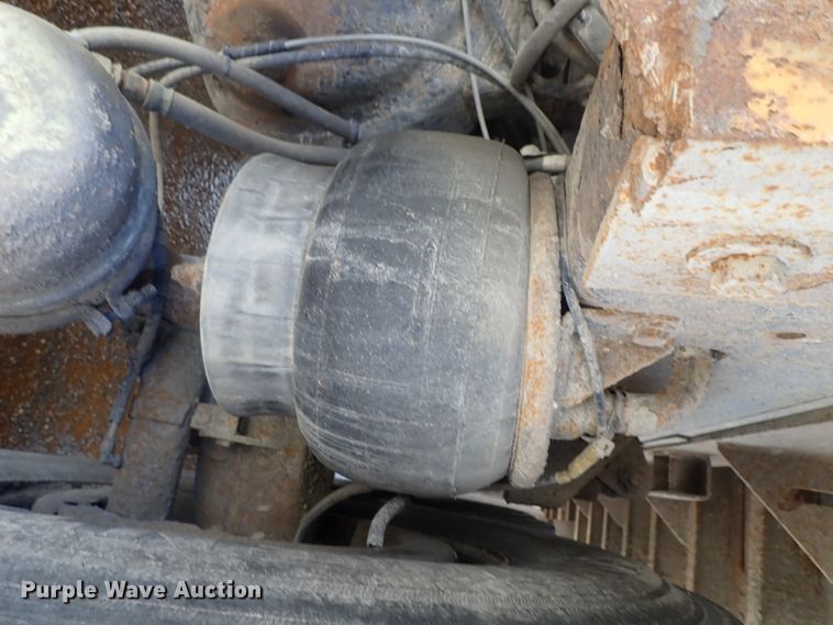 image for item DG3043 2010 Kenworth T400 dump truck