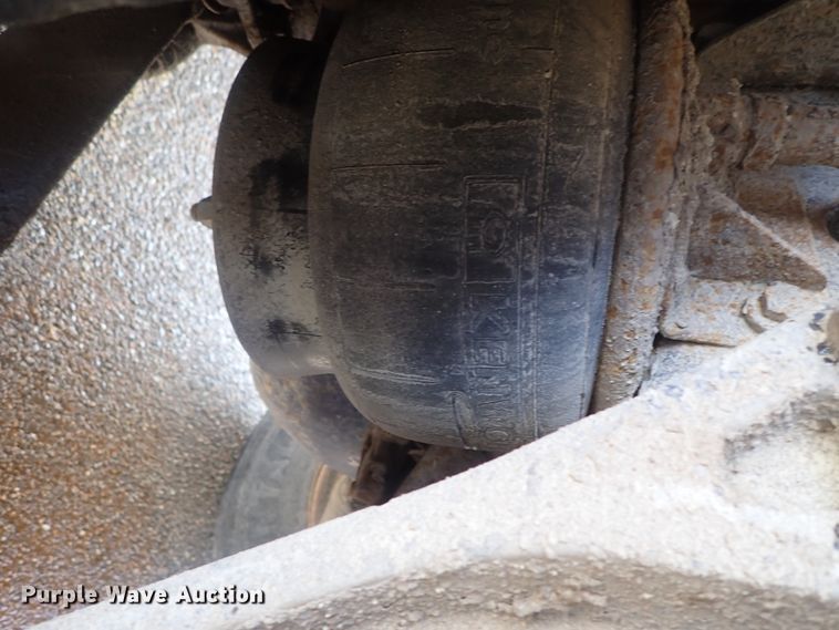 image for item DG3043 2010 Kenworth T400 dump truck