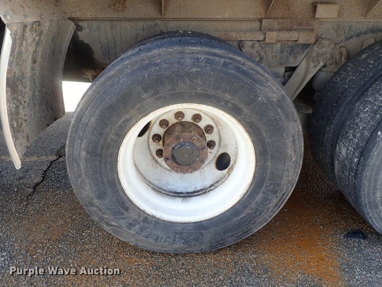 image for item DG3043 2010 Kenworth T400 dump truck