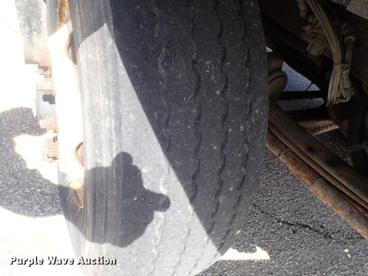 image for item DG3043 2010 Kenworth T400 dump truck