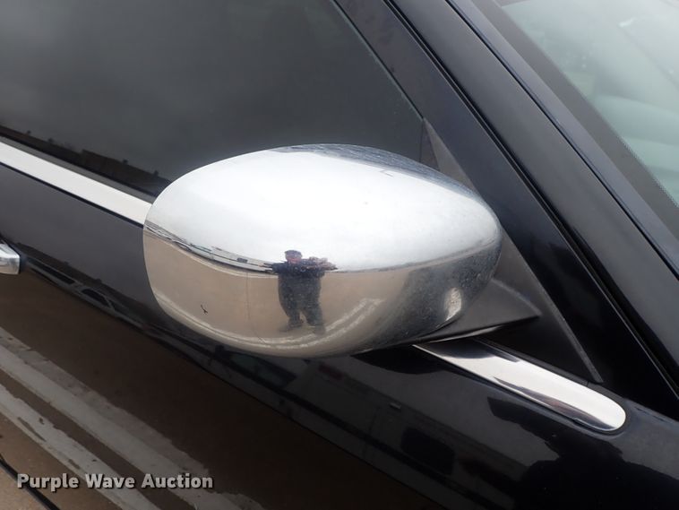 image for item DG3045 2005 Chrysler 300