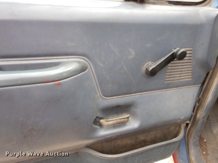 image for item DG6375 1991 Ford F350 XL brush fire truck