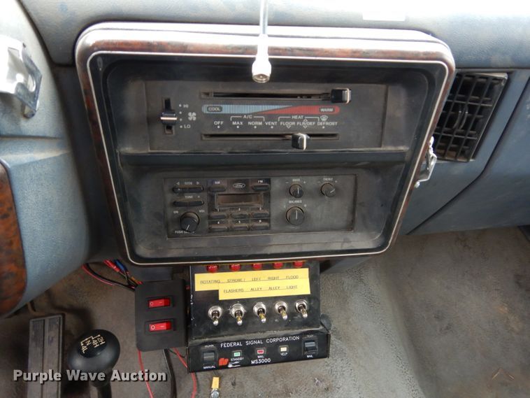 image for item DG6375 1991 Ford F350 XL brush fire truck