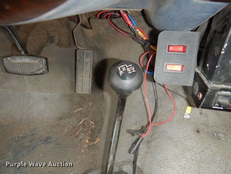 image for item DG6375 1991 Ford F350 XL brush fire truck