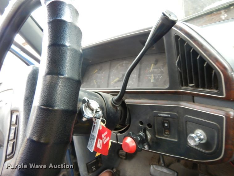 image for item DG6375 1991 Ford F350 XL brush fire truck