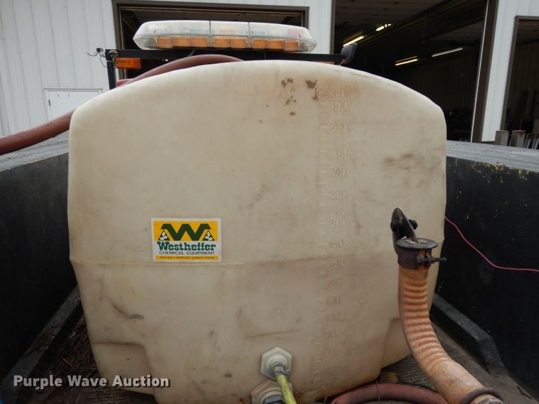 image for item DG6375 1991 Ford F350 XL brush fire truck