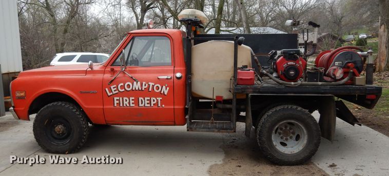 image for item DG6376 1972 Chevrolet Custom 20 brush fire truck