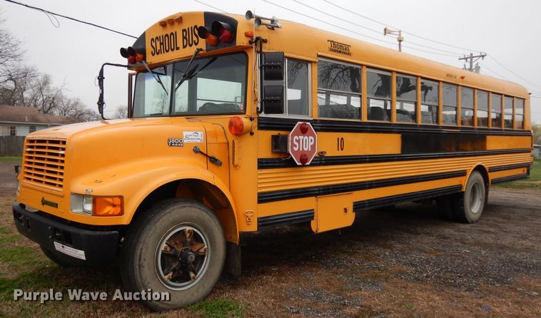 image for item DG6377 1996 International 3800 school bus