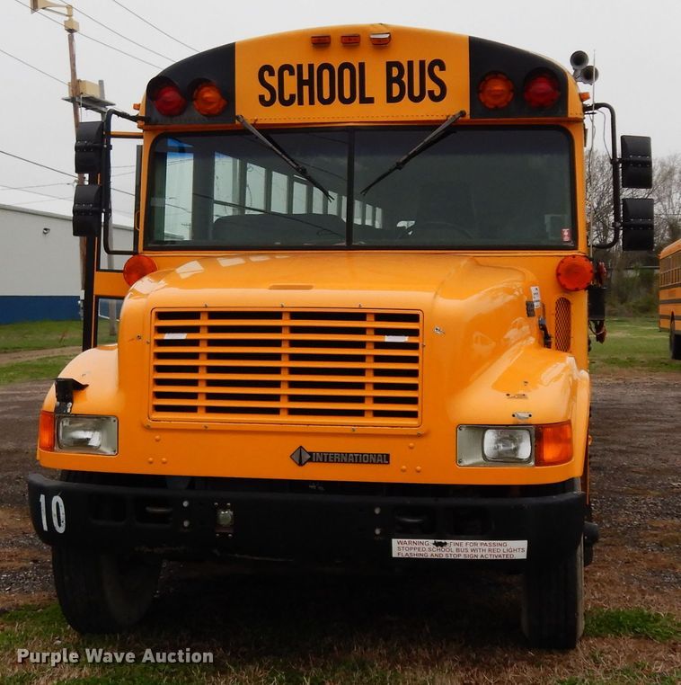 image for item DG6377 1996 International 3800 school bus