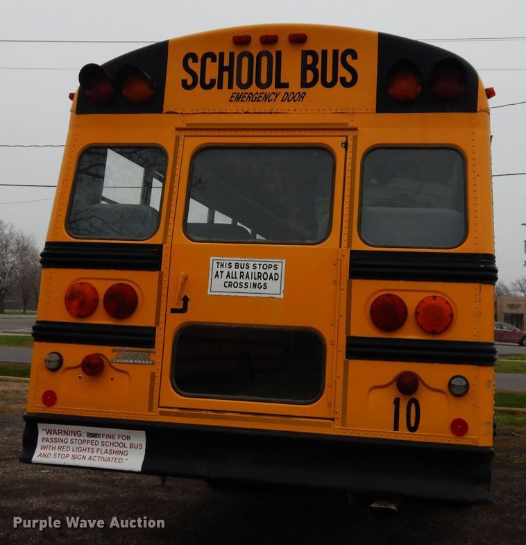 image for item DG6377 1996 International 3800 school bus